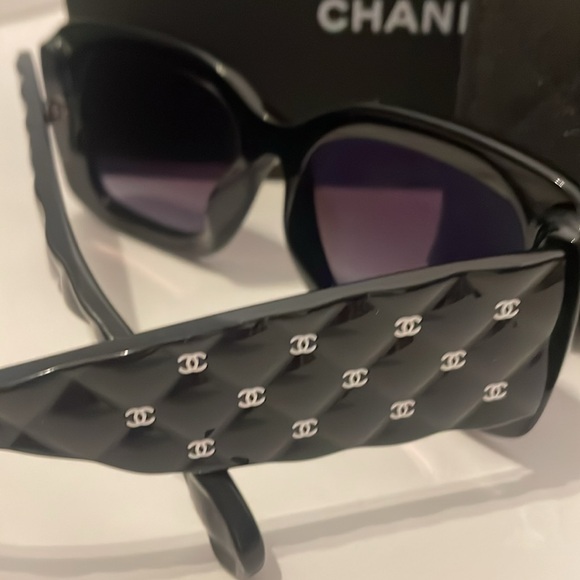 Authentic 2023 CHANEL Sunglasses - Picture 1 of 5